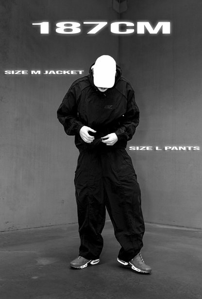 NEO PANTS - VANTA BLACK